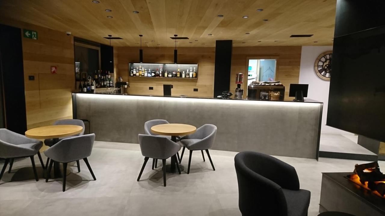 ホテル Vetta Alpine Relax リヴィーニョ エクステリア 写真
